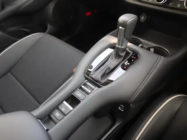 ホンダ ＺＲ－Ｖ X 千葉県 2023(令5)年 1.4万km ミッドナイトブルービームM ホンダセンシング/・衝突軽減ブレーキ（CMBS）/・車線維持支援システム（LKAS）/・アダプティブクルーズコントロール（ACC）/・ブラインドスポットインフォメーション/・誤発進抑制機能/・後方誤発進抑制機能/パワーバックドア/ハーフレザーシート/11.4インチ純正コネクトナビ/地デジTV/【DVD/CD再生機能　Bluetooth接続】/バックカメラ/ドライブレコーダー（前後撮影）/革巻きステアリング/ステアリングスイッチ/ETC/LEDヘッドライト/ウインカーミラー/コーナーセンサー/純正18インチアルミホイル/サイド/カーテンエアバッグ/Honda スマートキー