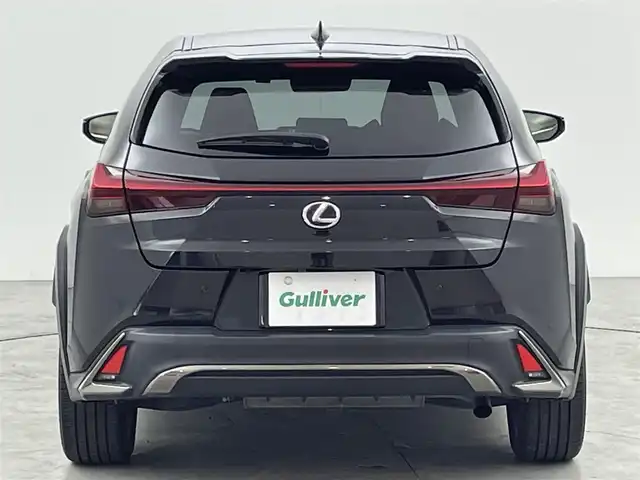 レクサス ＵＸ 250h Fスポーツ 福岡県 2020(令2)年 2.8万km グラファイトブラックガラスフレーク サンルーフ　/純正メーカーナビ　/ビルトインＥＴＣ　/前後ドラレコ　/ＡＣＣ　/コーナーセンサー　/衝突軽減ブレーキ　/レーンキープ　/ＢＳＭ　/パドルシフト　/シートヒーター／ベンチレーション　/パワーリアゲート　/本革