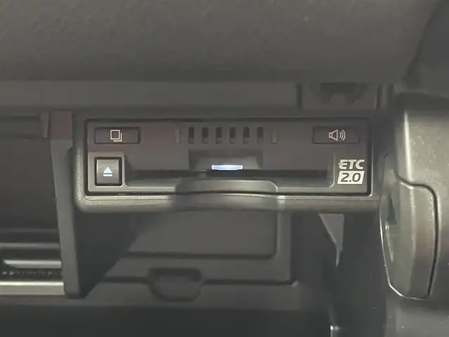 レクサス ＵＸ 250h Fスポーツ 福岡県 2020(令2)年 2.8万km グラファイトブラックガラスフレーク サンルーフ　/純正メーカーナビ　/ビルトインＥＴＣ　/前後ドラレコ　/ＡＣＣ　/コーナーセンサー　/衝突軽減ブレーキ　/レーンキープ　/ＢＳＭ　/パドルシフト　/シートヒーター／ベンチレーション　/パワーリアゲート　/本革