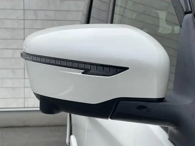 日産 セレナ e－パワー ハイウェイスター G 福岡県 2020(令2)年 4.1万km ブリリアントホワイトパール 純正10型SDナビ（フルセグTV/CD/DVD/BT)プロパイロット後席モニターエマージェンシーブレーキコーナーセンサーBSM両側パワスラドラレコETCオートホールドUSBポート純正LEDヘットライト純正フロアマット/純正16インチアルミホイールプッシュスタートスマートキー