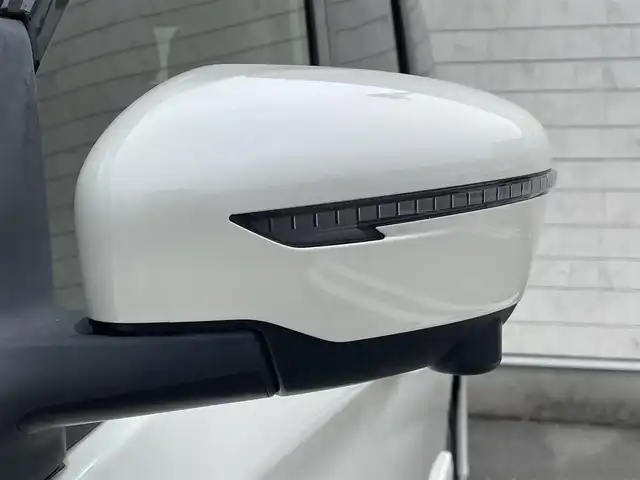 日産 セレナ e－パワー ハイウェイスター G 福岡県 2020(令2)年 4.1万km ブリリアントホワイトパール 純正10型SDナビ（フルセグTV/CD/DVD/BT)プロパイロット後席モニターエマージェンシーブレーキコーナーセンサーBSM両側パワスラドラレコETCオートホールドUSBポート純正LEDヘットライト純正フロアマット/純正16インチアルミホイールプッシュスタートスマートキー
