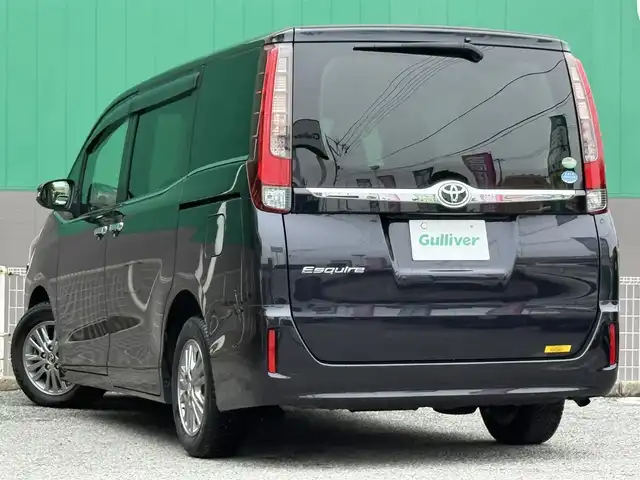 トヨタ エスクァイア Gi 千葉県 2015(平27)年 4万km スパークリングブラックパールクリスタルシャイン 純正SDナビ/　(CD/DVD/SD/Bluetooth)/フルセグTV/バックカメラ/フリップダウンモニター/ドライブレコーダー (DRT-H64R)/ビルトインETC/ステアリングスイッチ/クルーズコントロール/アイドリングストップ/両側パワースライドドア/合成皮革シート/前席シートヒーター/リア席サイドサンシェード/オートライト/オートハイビーム/LEDヘッドライト/フォグランプ/電動格納ミラー/ドアバイザー/電動コーナーポール/純正フロアマット