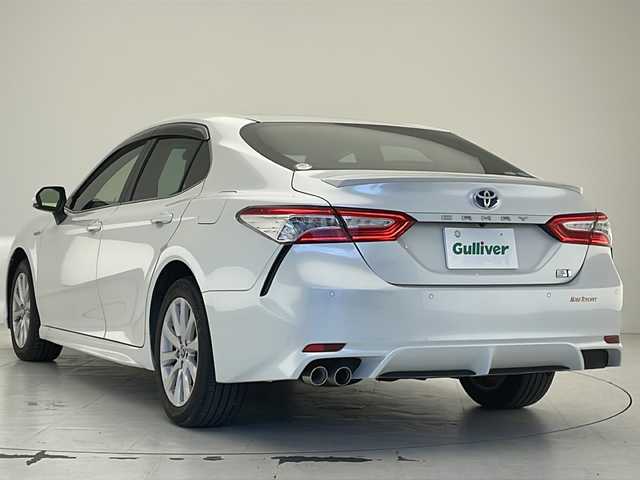 トヨタ カムリ WS 沖縄県 2019(平31)年 3.4万km プラチナホワイトパールマイカ 純正９インチナビ　【NSZT-Y68T】/　（フルセグＴＶ、ＣＤ、Ｂｌｕｅｔｏｏｔｈ）/バックカメラ/衝突軽減/レーンキープアシスト/純正ドライブレコーダー前方/アダプティブクルーズコントロール/コーナーセンサー/オートマチックハイビーム/パドルシフト/ハーフレザーシート/LEDヘッドライト/D席パワーシート/LEDヘッドライト/オートライト/純正アルミホイール