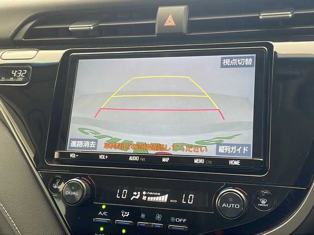 トヨタ カムリ WS 沖縄県 2019(平31)年 3.4万km プラチナホワイトパールマイカ 純正９インチナビ　【NSZT-Y68T】/　（フルセグＴＶ、ＣＤ、Ｂｌｕｅｔｏｏｔｈ）/バックカメラ/衝突軽減/レーンキープアシスト/純正ドライブレコーダー前方/アダプティブクルーズコントロール/コーナーセンサー/オートマチックハイビーム/パドルシフト/ハーフレザーシート/LEDヘッドライト/D席パワーシート/LEDヘッドライト/オートライト/純正アルミホイール