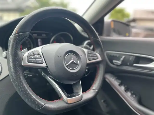 メルセデス・ベンツ ＣＬＡ１８０ Sブレイク AMG スタイル 栃木県 2019(平31)年 3.2万km マウンテングレー プレミアムパッケージ/サンルーフ/Harman/Kardon/ナビ/フルセグTV/バックカメラ/ETC/キーレスゴー/レーダーセーフティ/ACC/パークトロニック /ハーフレザー /パワーシート /シートヒーター /LEDヘッドライト/オートライト/アンビエントライト /レーンキープアシスト/ブラインドスポット