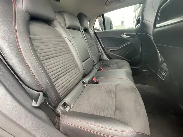 メルセデス・ベンツ ＣＬＡ１８０ Sブレイク AMG スタイル 栃木県 2019(平31)年 3.2万km マウンテングレー プレミアムパッケージ/サンルーフ/Harman/Kardon/ナビ/フルセグTV/バックカメラ/ETC/キーレスゴー/レーダーセーフティ/ACC/パークトロニック /ハーフレザー /パワーシート /シートヒーター /LEDヘッドライト/オートライト/アンビエントライト /レーンキープアシスト/ブラインドスポット