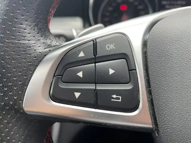 メルセデス・ベンツ ＣＬＡ１８０ Sブレイク AMG スタイル 栃木県 2019(平31)年 3.2万km マウンテングレー プレミアムパッケージ/サンルーフ/Harman/Kardon/ナビ/フルセグTV/バックカメラ/ETC/キーレスゴー/レーダーセーフティ/ACC/パークトロニック /ハーフレザー /パワーシート /シートヒーター /LEDヘッドライト/オートライト/アンビエントライト /レーンキープアシスト/ブラインドスポット