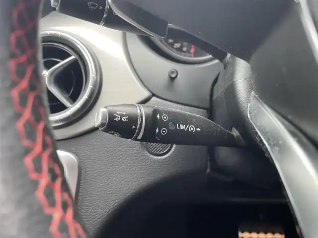 メルセデス・ベンツ ＣＬＡ１８０ Sブレイク AMG スタイル 栃木県 2019(平31)年 3.2万km マウンテングレー プレミアムパッケージ/サンルーフ/Harman/Kardon/ナビ/フルセグTV/バックカメラ/ETC/キーレスゴー/レーダーセーフティ/ACC/パークトロニック /ハーフレザー /パワーシート /シートヒーター /LEDヘッドライト/オートライト/アンビエントライト /レーンキープアシスト/ブラインドスポット