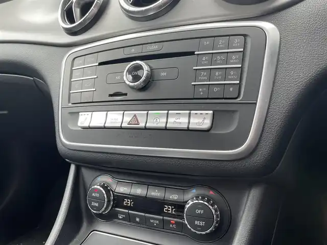 メルセデス・ベンツ ＣＬＡ１８０ Sブレイク AMG スタイル 栃木県 2019(平31)年 3.2万km マウンテングレー プレミアムパッケージ/サンルーフ/Harman/Kardon/ナビ/フルセグTV/バックカメラ/ETC/キーレスゴー/レーダーセーフティ/ACC/パークトロニック /ハーフレザー /パワーシート /シートヒーター /LEDヘッドライト/オートライト/アンビエントライト /レーンキープアシスト/ブラインドスポット
