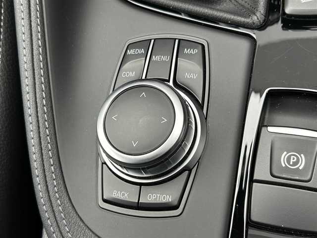 ＢＭＷ Ｘ１ xDrive 18d xライン 道東・釧路十勝 2022(令4)年 2万km アルピンホワイトⅢ コンフォートパッケージ/　・ワイヤレスチャージング/　・スライディングリアシート/アクティブクルーズコントロール/純正HDDナビ/BT/USB/黒ハーフレザー/メモリ付きパワーシート/パワーバックドア/バックカメラ/コーナーセンサー(前後)/LEDヘッドライト/オートライト/フロント/リアフォグライト/ミラーETC/純正18インチAW