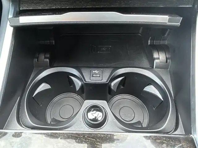 ＢＭＷ ３２０ｄ xDrive Mスポーツ 茨城県 2022(令4)年 3.7万km ミネラルグレー パーキングアシストプラス/・トップビュー+3Dビュー/・サイドビューカメラ/・パークディスタンスコントロール/コンフォートパッケージ/・オートマチックトランクリッドオペレーション/ストレージパッケージ/・Type-C対応USBソケット/・シートバック収納/・トランクルームネット/・荷物固定用フック/・HiFiスピーカーシステム/主要装備/純正マルチナビ（AM/FM/DVD/BT）/Apple Car play/インテリジェントセーフティ/アダプティクルーズコントロール/レーンキープアシスト/パーキングアシスト/デジタルコックピット/ブラインドスポットモニター/メモリー付パワーシート/シートヒーター/パワーバックドア/純正18インチアルミ/LEDヘッドライト/ドライブレコーダー/ETC