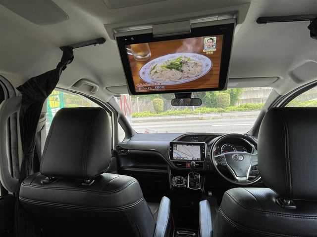 トヨタ ヴォクシー ZS 煌Ⅱ 埼玉県 2016(平28)年 7.7万km ホワイトパールクリスタルシャイン レーダーブレーキサポート/レーンキープ/オートハイビーム/純正10インチナビゲーション/純正後席フリップダウンモニター/CD/DVD/Bluetooth/フルセグTV/バックカメラ/7人乗り/両側電動スライドドア/FRコーナーセンサー/LEDヘッドライト/アイドリングストップ/スマートキー/スペアキー/ETC