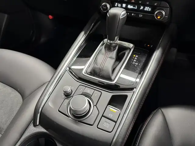 マツダ ＣＸ－５ XD ブラックトーンエディション 三重県 2021(令3)年 5.2万km ポリメタルグレーM 2.2L ディーゼルターボ/FF/MTモード付フロア6AT/【OP】10.25インチ センターディスプレイ（ナビ搭載）/（FM/AM/Bluetooth/USB/CD*/DVD*/SDREC/TV*/AppleCarPlay/AndroidAuto）*…OP/360°ビュー・モニター/ドライブレコーダー 前後/ETC/i-ACTIVSENSE/［運転支援］/・速度標識警報/・ドライバーアテンションアラート/・マツダレーダークルーズコントロール/［リスク警報］/・車間認知支援システム/・車線逸脱警報システム/・ブラインドスポットモニタリング［BSM］/［リスク回避支援］/・レーンキープアシストシステム/［事故回避支援］/・スマートブレーキサポート［SBS］/・パーキングセンサー/装備/・ハーフレザーシート/・シートヒーター（D/N）/・ステアリングヒーター/・パワーテールゲート/・アクティブドライビングディスプレイ/・パワーシート（D10way）/・左右独立オートエアコン/・レインセンサーワイパー/・電子パーキングブレーキ＆オートホールド/・ステアリングスイッチ/・パドルシフト/・プッシュスタート/・ブラックトーンED専用19inAW/・保/取/など