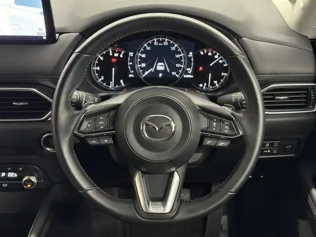 マツダ ＣＸ－５ XD ブラックトーンエディション 三重県 2021(令3)年 5.2万km ポリメタルグレーM 2.2L ディーゼルターボ/FF/MTモード付フロア6AT/【OP】10.25インチ センターディスプレイ（ナビ搭載）/（FM/AM/Bluetooth/USB/CD*/DVD*/SDREC/TV*/AppleCarPlay/AndroidAuto）*…OP/360°ビュー・モニター/ドライブレコーダー 前後/ETC/i-ACTIVSENSE/［運転支援］/・速度標識警報/・ドライバーアテンションアラート/・マツダレーダークルーズコントロール/［リスク警報］/・車間認知支援システム/・車線逸脱警報システム/・ブラインドスポットモニタリング［BSM］/［リスク回避支援］/・レーンキープアシストシステム/［事故回避支援］/・スマートブレーキサポート［SBS］/・パーキングセンサー/装備/・ハーフレザーシート/・シートヒーター（D/N）/・ステアリングヒーター/・パワーテールゲート/・アクティブドライビングディスプレイ/・パワーシート（D10way）/・左右独立オートエアコン/・レインセンサーワイパー/・電子パーキングブレーキ＆オートホールド/・ステアリングスイッチ/・パドルシフト/・プッシュスタート/・ブラックトーンED専用19inAW/・保/取/など