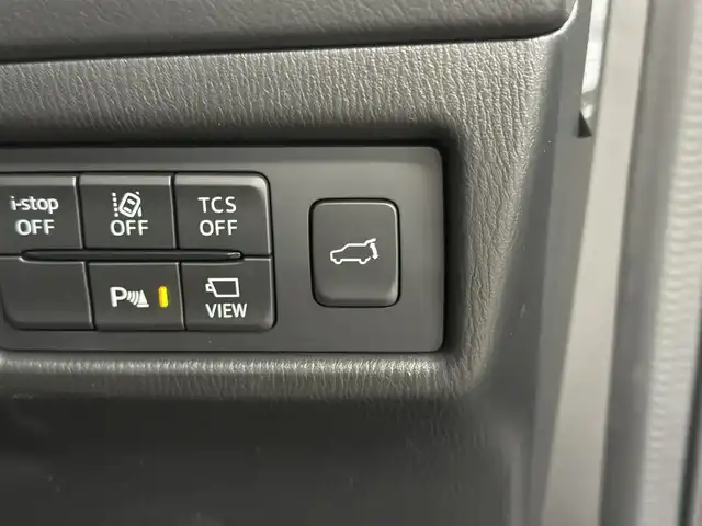 マツダ ＣＸ－５ XD ブラックトーンエディション 三重県 2021(令3)年 5.2万km ポリメタルグレーM 2.2L ディーゼルターボ/FF/MTモード付フロア6AT/【OP】10.25インチ センターディスプレイ（ナビ搭載）/（FM/AM/Bluetooth/USB/CD*/DVD*/SDREC/TV*/AppleCarPlay/AndroidAuto）*…OP/360°ビュー・モニター/ドライブレコーダー 前後/ETC/i-ACTIVSENSE/［運転支援］/・速度標識警報/・ドライバーアテンションアラート/・マツダレーダークルーズコントロール/［リスク警報］/・車間認知支援システム/・車線逸脱警報システム/・ブラインドスポットモニタリング［BSM］/［リスク回避支援］/・レーンキープアシストシステム/［事故回避支援］/・スマートブレーキサポート［SBS］/・パーキングセンサー/装備/・ハーフレザーシート/・シートヒーター（D/N）/・ステアリングヒーター/・パワーテールゲート/・アクティブドライビングディスプレイ/・パワーシート（D10way）/・左右独立オートエアコン/・レインセンサーワイパー/・電子パーキングブレーキ＆オートホールド/・ステアリングスイッチ/・パドルシフト/・プッシュスタート/・ブラックトーンED専用19inAW/・保/取/など