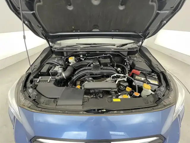 スバル インプレッサ ＸＶ 2．0i－L アイサイト 滋賀県 2019(令1)年 3.1万km クォーツブルーP 禁煙車/純正8インチナビ(CD/DVD/USB/フルセグ/Bluetooth)/ＥＴＣ/前方ドラレコ/バック、サイドカメラ/クリアランスソナー/オートライト/ＬＥＤ/レーンキープアシスト/衝突軽減システム/横滑り防止装置/レーダークルーズコントロール/オートブレーキホールド/電子パーキング/プッシュスタート/スマートキー×2