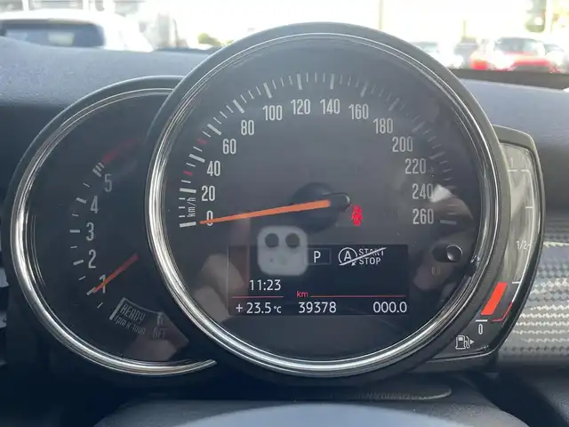 ＭＩＮＩ ミニ クーパー D 高知県 2021(令3)年 4万km ソラリスオレンジ インテリジェントセーフティー/ペッパーパッケージ/純正HDDナビ/Bluetoothオーディオ/バックカメラ/FRドライブレコーダー/オートライト/FRフォグ/シートヒーター/スマートキー/アイドリングストップ/純正15インチアルミ