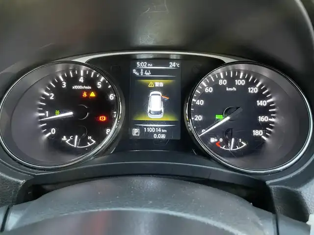 日産 エクストレイル 20X エマージェンシーブレーキ 群馬県 2015(平27)年 11万km ブリリアントホワイトパール (株)IDOMが運営する【じしゃロン伊勢崎店】の自社ローン専用車両になりますこちらは現金またはオートローンご利用時の価格です。自社ローンご希望の方は別途その旨お申付け下さい/＃純正ナビ/＃CD/TV/USB/AUX/＃エマージェンシーブレーキ/＃アラウンドビューモニター/＃オートライト/＃ETC/＃シートヒーター/＃電動格納ミラー/＃フォグランプ/＃ドアバイザー/＃ウィンカーミラー/＃ステアリングスイッチ/＃前後ソナー/＃純正アルミホイール/＃純正フロアマット