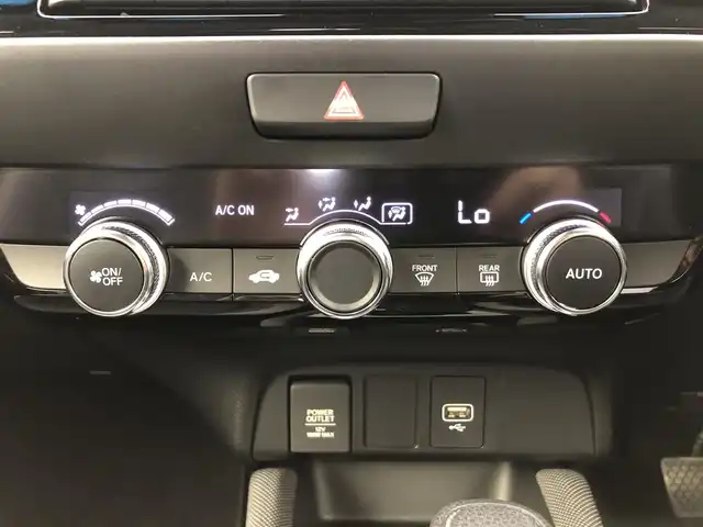 ホンダ フィット e:HEVクロスター 愛知県 2020(令2)年 4.7万km プレミアムクリスタルレッドM ホンダセンシング/　　・衝突軽減ブレーキシステム/　　・路外逸脱抑制機能/　　・アダプティブクルーズコントロール/　　・車線維持支援システム/　　・オートハイビーム/純正7インチナビ/　　・CD/BT/バックカメラ/ETC/革巻きステアリング/ステアリングリモコン/ルーフレール/純正LEDヘッドライト/純正16インチアルミホイール/取扱説明書/保証書/スペアキー