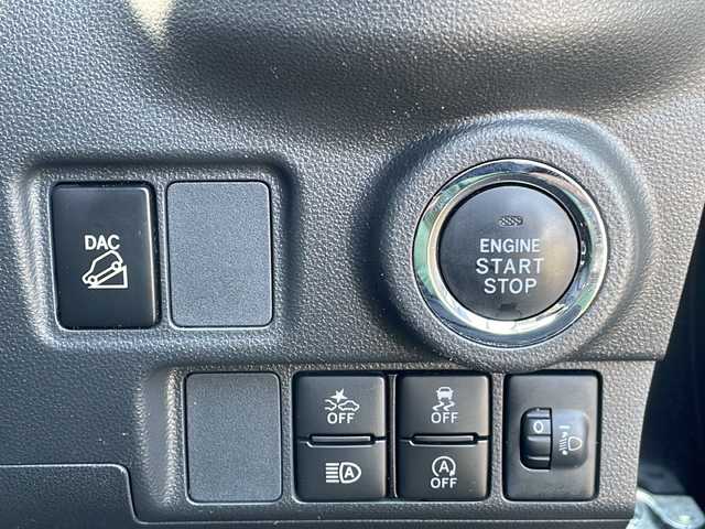 ダイハツ キャスト アクティバ G SAⅢ 新潟県 2018(平30)年 4.8万km ブラックマイカメタリック 4WD/純正SDナビ(NSZN-W68D)/CD/DVD/BT/フルセグテレビ/全方位カメラ/ETC/ドライブレコーダー/衝突被害軽減ブレーキ/レーンキープアシスト/ベンチシート/ステアリングスイッチ/スマートキー/プッシュスタート/LEDヘッドライト/オートライト/オートハイビーム/フォグランプ/純正15インチアルミホイール