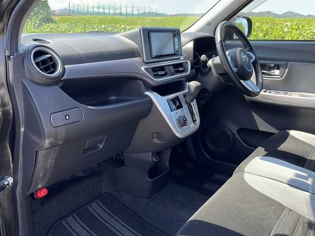 ダイハツ キャスト アクティバ G SAⅢ 新潟県 2018(平30)年 4.8万km ブラックマイカメタリック 4WD/純正SDナビ(NSZN-W68D)/CD/DVD/BT/フルセグテレビ/全方位カメラ/ETC/ドライブレコーダー/衝突被害軽減ブレーキ/レーンキープアシスト/ベンチシート/ステアリングスイッチ/スマートキー/プッシュスタート/LEDヘッドライト/オートライト/オートハイビーム/フォグランプ/純正15インチアルミホイール