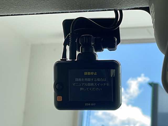 スズキ ラパン X 沖縄県 2022(令4)年 0.7万km トラッドカーキメタリック ディスプレイオーディオ/Ｂｌｕｅｔｏｏｔｈ/ドライブレコーダー/ＥＴＣ/コーナーセンサー/アイドリングストップ/ステアリングスイッチ/プッシュスタート/シートヒーター/ＬＥＤヘッドライト/スマートキー/LEDヘッドライト/純正フロアマット/純正アルミホイール