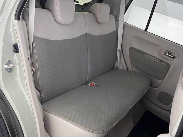 スズキ ラパン X 沖縄県 2022(令4)年 0.7万km トラッドカーキメタリック ディスプレイオーディオ/Ｂｌｕｅｔｏｏｔｈ/ドライブレコーダー/ＥＴＣ/コーナーセンサー/アイドリングストップ/ステアリングスイッチ/プッシュスタート/シートヒーター/ＬＥＤヘッドライト/スマートキー/LEDヘッドライト/純正フロアマット/純正アルミホイール
