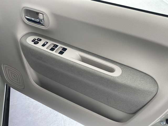 スズキ ラパン X 沖縄県 2022(令4)年 0.7万km トラッドカーキメタリック ディスプレイオーディオ/Ｂｌｕｅｔｏｏｔｈ/ドライブレコーダー/ＥＴＣ/コーナーセンサー/アイドリングストップ/ステアリングスイッチ/プッシュスタート/シートヒーター/ＬＥＤヘッドライト/スマートキー/LEDヘッドライト/純正フロアマット/純正アルミホイール