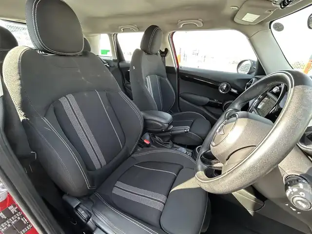 ＭＩＮＩ ミニ クーパー S 東京都 2015(平27)年 3.6万km 赤Ⅱ ディーラー車/純正ナビ（BT）/バックカメラ/純正１６インチアルミ/ETC/アイドリングストップ/キーレス/ABS/Wエアバック/スペアキー１本/保証書/取説