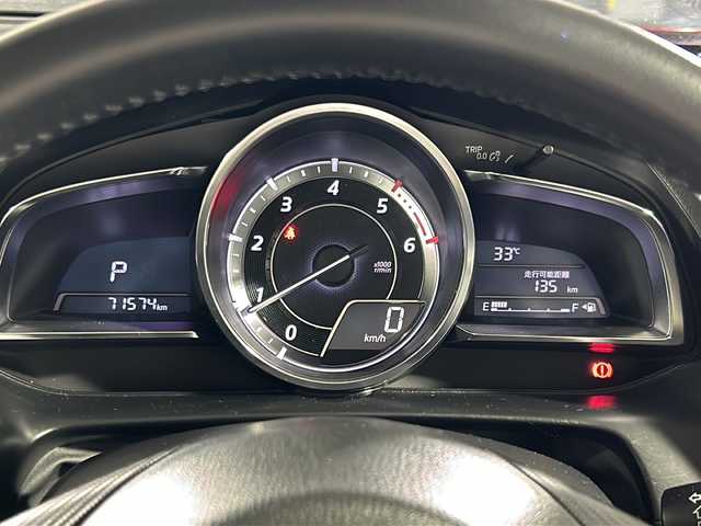マツダ ＣＸ－３ XD ツーリング Lパッケージ 沖縄県 2015(平27)年 7.2万km ソウルレッドプレミアムメタリック 禁煙車/純正7インチナビ/【CD/DVD/フルセグTV/BT】/バックカメラ/ヘッドアップディスプレイ/ビルトインETC/ハーフレザーシート/シートヒーター/衝突被害軽減システム/レーンキープアシスト/ブラインドスポットモニター/オートマチックハイビーム/オートライト/オートワイパー/純正フロアマット/革巻きステアリング/LEDヘッドライト/18インチ純正アルミ