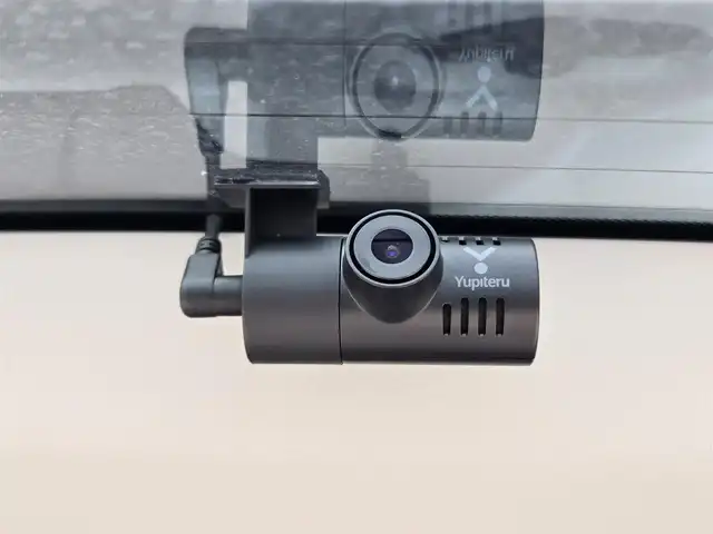 トヨタ ヴェルファイア ハイブリット ZR 鹿児島県 2016(平28)年 8.2万km ホワイトパールクリスタルシャイン モデリスタエアロ/後席フリップダウンモニター　/ビルトインＥＴＣ　/両側パワースライドドア　/レーダークルーズコントロール　/パワーバックドア　/純正ＳＤナビ（ＮＳＺＮ－Ｚ６６Ｔ）　/Ｂｌｕｅｔｏｏｔｈオーディオ　/フルセグテレビ/D+N席パワーシート/オットマン/バックカメラ/純正アルミホイール(17インチ)/前後コーナーセンサー/横滑り防止装置/エアバッグ(W+サイド)/カーテンエアバッグ/プッシュスタート/スマートキー