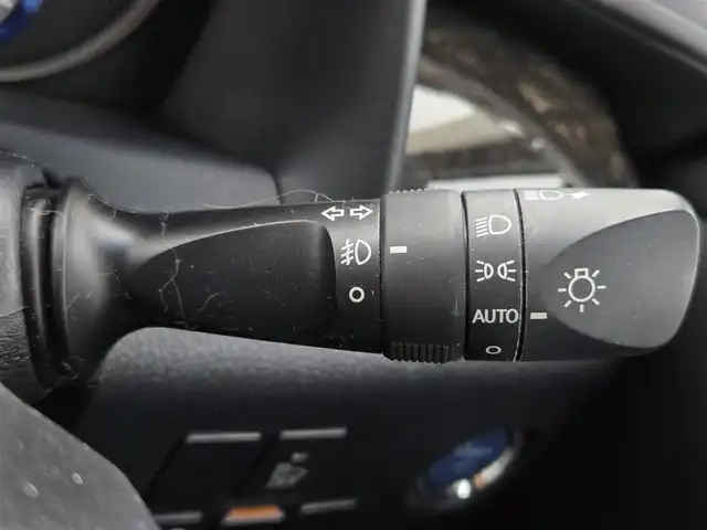 トヨタ ヴェルファイア ハイブリット ZR 鹿児島県 2016(平28)年 8.2万km ホワイトパールクリスタルシャイン モデリスタエアロ/後席フリップダウンモニター　/ビルトインＥＴＣ　/両側パワースライドドア　/レーダークルーズコントロール　/パワーバックドア　/純正ＳＤナビ（ＮＳＺＮ－Ｚ６６Ｔ）　/Ｂｌｕｅｔｏｏｔｈオーディオ　/フルセグテレビ/D+N席パワーシート/オットマン/バックカメラ/純正アルミホイール(17インチ)/前後コーナーセンサー/横滑り防止装置/エアバッグ(W+サイド)/カーテンエアバッグ/プッシュスタート/スマートキー