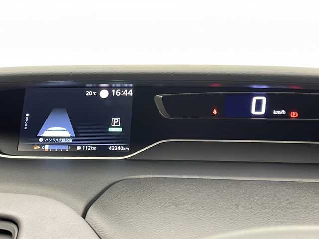 日産 セレナ ハイウェイスター V 宮崎県 2022(令4)年 4.3万km クリスタルホワイトパール プロパイロット/エマ―ジェンシーブレーキ/LDW(車線逸脱警報）/LDP（車線逸脱防止支援）/BSW(後側方車両検知警報）/BSI(後側衝突防止支援）/速度標識表示/道路標識表示/オートマチックハイビーム/クリアランスソナー/インテリジェントルームミラー/純正7インチSDナビ/フルセグTV/アラウンドビューモニター/両側パワースライドドア/ハンズフリーオートスライドドア/LEDヘッドライト/ビルトインETC/純正16インチAW/純正ドライブレコーダー（DJ4-D)/アイドリングストップ/スマートキー×2/保証書/取扱説明書