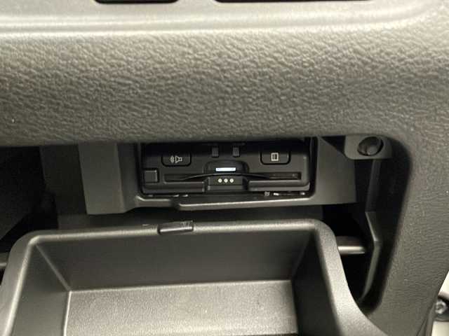 日産 セレナ ハイウェイスター V 宮崎県 2022(令4)年 4.3万km クリスタルホワイトパール プロパイロット/エマ―ジェンシーブレーキ/LDW(車線逸脱警報）/LDP（車線逸脱防止支援）/BSW(後側方車両検知警報）/BSI(後側衝突防止支援）/速度標識表示/道路標識表示/オートマチックハイビーム/クリアランスソナー/インテリジェントルームミラー/純正7インチSDナビ/フルセグTV/アラウンドビューモニター/両側パワースライドドア/ハンズフリーオートスライドドア/LEDヘッドライト/ビルトインETC/純正16インチAW/純正ドライブレコーダー（DJ4-D)/アイドリングストップ/スマートキー×2/保証書/取扱説明書