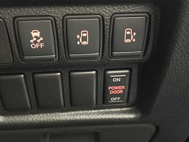 日産 エルグランド 250ハイウェイスターS 福島県 2021(令3)年 1.7万km 黒 ／禁煙車/／純正ナビ/／全周囲カメラ/／ＥＴＣフルセグ/／衝突軽減装置/／両側電動スライドドア/／ドライブレコーダー/／Ｂｌｕｅｔｏｏｔｈ/／ハーフレザーシー/ト／オートライト/／オートエアコン/／スマートキー