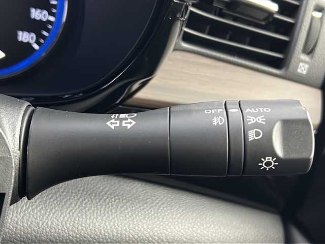 日産 エルグランド 250ハイウェイスターS 福島県 2021(令3)年 1.7万km 黒 ／禁煙車/／純正ナビ/／全周囲カメラ/／ＥＴＣフルセグ/／衝突軽減装置/／両側電動スライドドア/／ドライブレコーダー/／Ｂｌｕｅｔｏｏｔｈ/／ハーフレザーシー/ト／オートライト/／オートエアコン/／スマートキー