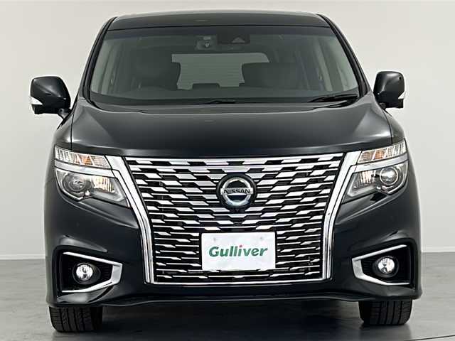 日産 エルグランド 250ハイウェイスターS 福島県 2021(令3)年 1.7万km 黒 ／禁煙車/／純正ナビ/／全周囲カメラ/／ＥＴＣフルセグ/／衝突軽減装置/／両側電動スライドドア/／ドライブレコーダー/／Ｂｌｕｅｔｏｏｔｈ/／ハーフレザーシー/ト／オートライト/／オートエアコン/／スマートキー