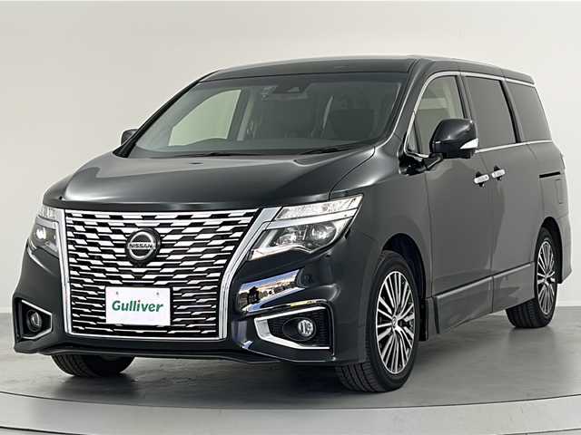 日産 エルグランド 250ハイウェイスターS 福島県 2021(令3)年 1.7万km 黒 ／禁煙車/／純正ナビ/／全周囲カメラ/／ＥＴＣフルセグ/／衝突軽減装置/／両側電動スライドドア/／ドライブレコーダー/／Ｂｌｕｅｔｏｏｔｈ/／ハーフレザーシー/ト／オートライト/／オートエアコン/／スマートキー