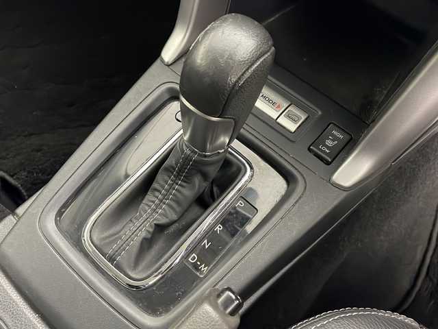 スバル フォレスター S－リミテッド 道央・札幌 2015(平27)年 6.4万km クリスタルブラックシリカ ・4WD/・社外ナビ&TV&BT&CD&DVD/・バックカメラ/・アイサイト/・アダプティブクルーズコントロール/・S1-DRIVE/・ハーフレザーシート/・前席パワーシート/・前席シートヒーター/・パドルシフト/・ドアミラーヒーター/・X-MODE/・キセノンヘッドライト/・オートライト