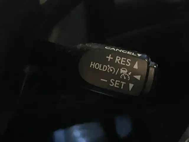 トヨタ ハリアー ハイブリッド プログレス メタル&レザーP 青森県 2017(平29)年 11万km ホワイトパールクリスタルシャイン 純正ＳＤナビＴＶパノラミックビューモニター/レザーシート/電動シート＆シートヒーター/パワーバックドア/ＡＣ１００V/クリアランスソナー/ＬＥＤヘッドライト/社外１７ＡＷ積み込み/純正１８ＡＷ/スマートキー／カードキー/セーフティセンスP/新車時保証書/取扱説明書