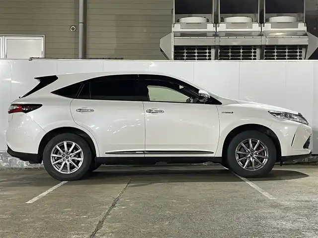 トヨタ ハリアー ハイブリッド プログレス メタル&レザーP 青森県 2017(平29)年 11万km ホワイトパールクリスタルシャイン 純正ＳＤナビＴＶパノラミックビューモニター/レザーシート/電動シート＆シートヒーター/パワーバックドア/ＡＣ１００V/クリアランスソナー/ＬＥＤヘッドライト/社外１７ＡＷ積み込み/純正１８ＡＷ/スマートキー／カードキー/セーフティセンスP/新車時保証書/取扱説明書