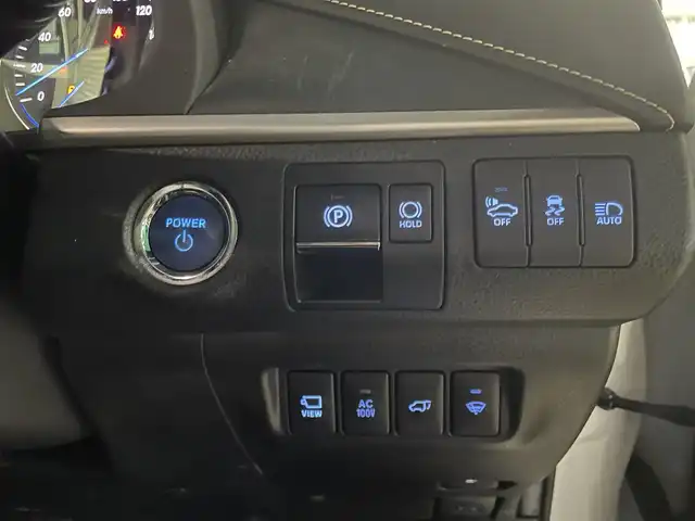 トヨタ ハリアー ハイブリッド プログレス メタル&レザーP 青森県 2017(平29)年 11万km ホワイトパールクリスタルシャイン 純正ＳＤナビＴＶパノラミックビューモニター/レザーシート/電動シート＆シートヒーター/パワーバックドア/ＡＣ１００V/クリアランスソナー/ＬＥＤヘッドライト/社外１７ＡＷ積み込み/純正１８ＡＷ/スマートキー／カードキー/セーフティセンスP/新車時保証書/取扱説明書