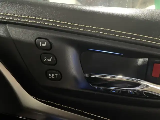 トヨタ ハリアー ハイブリッド プログレス メタル&レザーP 青森県 2017(平29)年 11万km ホワイトパールクリスタルシャイン 純正ＳＤナビＴＶパノラミックビューモニター/レザーシート/電動シート＆シートヒーター/パワーバックドア/ＡＣ１００V/クリアランスソナー/ＬＥＤヘッドライト/社外１７ＡＷ積み込み/純正１８ＡＷ/スマートキー／カードキー/セーフティセンスP/新車時保証書/取扱説明書