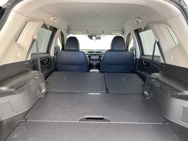 日産 エクストレイル 20X エマージェンシーブレーキ 愛知県 2017(平29)年 5.5万km ダイヤモンドブラック 純正ナビ　SDカードなし/シートヒーター/バックカメラ/コーナーセンサー/アルミホイール/LEDヘッドライト/オートライト/ETC/衝突軽減システム/フルセグ/CD DVD/Bluetooth/ステアリングスイッチ/スマートキー/プッシュスタート