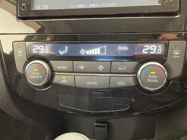 日産 エクストレイル 20X エマージェンシーブレーキ 愛知県 2017(平29)年 5.5万km ダイヤモンドブラック 純正ナビ　SDカードなし/シートヒーター/バックカメラ/コーナーセンサー/アルミホイール/LEDヘッドライト/オートライト/ETC/衝突軽減システム/フルセグ/CD DVD/Bluetooth/ステアリングスイッチ/スマートキー/プッシュスタート