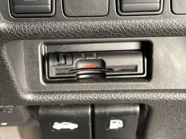 日産 エクストレイル 20X エマージェンシーブレーキ 愛知県 2017(平29)年 5.5万km ダイヤモンドブラック 純正ナビ　SDカードなし/シートヒーター/バックカメラ/コーナーセンサー/アルミホイール/LEDヘッドライト/オートライト/ETC/衝突軽減システム/フルセグ/CD DVD/Bluetooth/ステアリングスイッチ/スマートキー/プッシュスタート