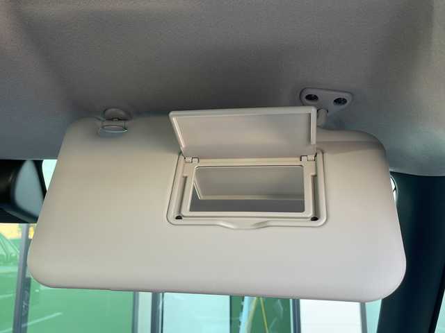 日産 ルークス ハイウェイスター X 香川県 2020(令2)年 4.3万km ブラック 社外9V型サイバーナビ/→フルセグ/CD/DVD/Bluetooth/USB/インテリジェントルームミラー/（インテリジェントアラウンドビューモニター）/JBLスピーカー/片側パワースライドドア/インテリジェントエマージェンシーブレーキ/インテリジェントLI（車線逸脱防止支援システム）/インテリジェントLDW（車線逸脱警報）/インテリジェントBSI（後側方衝突防止支援システム）/ハイビームアシスト/LEDオートライト/LEDフォグランプ/後席パーソナルテーブル/リヤシーリングファン/ステアリングリモコン/純正14インチアルミ/純正フロアマット/アイドリングストップ/プッシュスタート/スマートキー