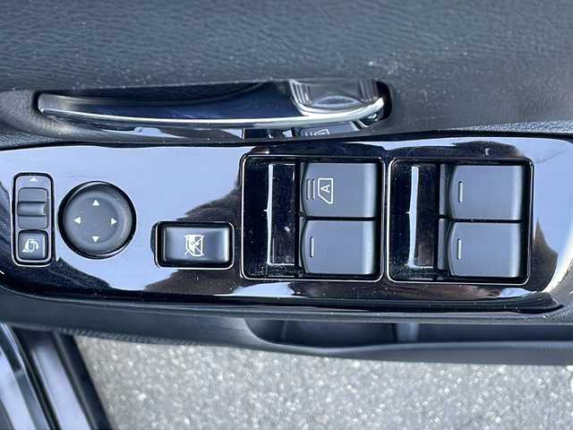 日産 ルークス ハイウェイスター X 香川県 2020(令2)年 4.3万km ブラック 社外9V型サイバーナビ/→フルセグ/CD/DVD/Bluetooth/USB/インテリジェントルームミラー/（インテリジェントアラウンドビューモニター）/JBLスピーカー/片側パワースライドドア/インテリジェントエマージェンシーブレーキ/インテリジェントLI（車線逸脱防止支援システム）/インテリジェントLDW（車線逸脱警報）/インテリジェントBSI（後側方衝突防止支援システム）/ハイビームアシスト/LEDオートライト/LEDフォグランプ/後席パーソナルテーブル/リヤシーリングファン/ステアリングリモコン/純正14インチアルミ/純正フロアマット/アイドリングストップ/プッシュスタート/スマートキー