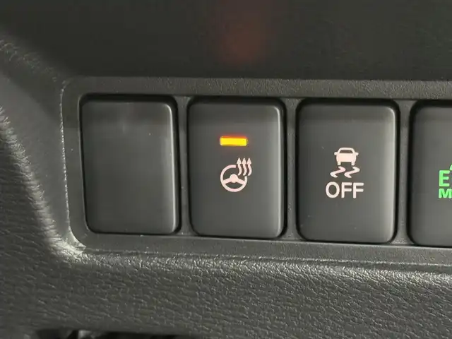 三菱 デリカＤ：５ シャモニー 三重県 2025(令7)年 0.1千km グラファイトグレーメタリック/ブラックマイカ 2.2L ディーゼルターボ/パートタイム4WD/MTモード付インパネ8AT/マルチアラウンドモニター/両側オートスライドドア/e-Assist/・衝突被害軽減ブレーキシステム［FCM］/・車線逸脱警報システム［LDW］/・レーダークルーズコントロールシステム［ACC］/・オートマチックハイビーム［AHB］/・誤発進抑制機能（前進時）/・後側方車両検知警報システム（レーンチェンジアシスト機能付）［BSW/LCA］/・後退時交差車両検知警報システム［RCTA］/など/装備/・ハーフレザーシート/・シートヒーター（D/N）/・パワーシート（D6way）/・エレクトリックテールゲート（電動バックドア）/・左右独立オートエアコン/・AC100V電源コンセント（100W）/・オートライト/・LED ヘッドランプ＋フロントフォグランプ/・パドルシフト/・オートワイパー/・自動防眩ルームミラー（カメラモニター内蔵）/・シャモニー専用 純正18inAW（ブラック塗装）/・プッシュスタート/・CHAMONIX専用OPボディカラー『グラファイトグレーメタリック/ブラックマイカ［U27X42］［H2X］』/・保/取/・スマートキーx2/など