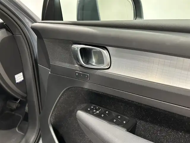 ボルボ ＸＣ４０ B4 モメンタム 愛知県 2020(令2)年 4.3万km ライトブルーⅡ クライメートＰＫＧ　/シートヒーター　/ハンドルヒーター　/インテリジェントセーフティ　/純正ナビ　/Ｂｌｕｅｔｏｏｔｈ　/フルセグＴＶ　/ＡｐｐｌｅＣａｒＰｌａｙ　/ＡｎｄｒｏｉｄＡｕｔｏ　/ＡＣＣ　/ＬＫＡ　/ＢＳＭ/パワーバックドア/プッシュスタート/アイドリングストップ/ETC